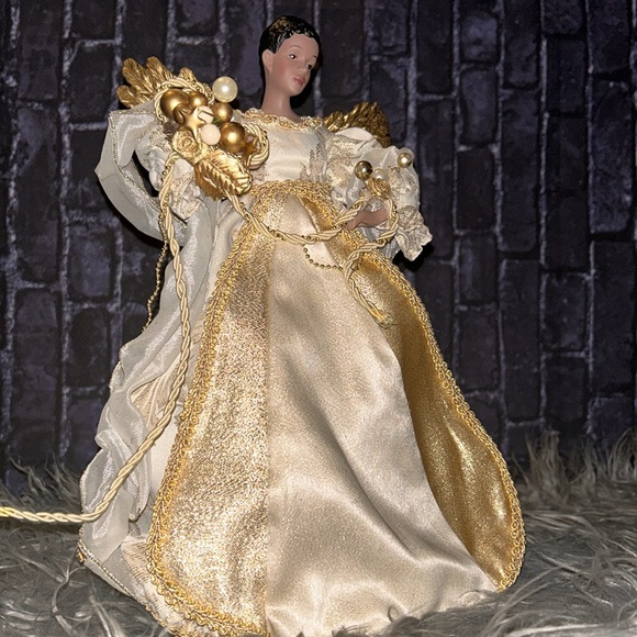 Golden Holiday Christmas Angel Topper African American 14” - Picture 8 of 13